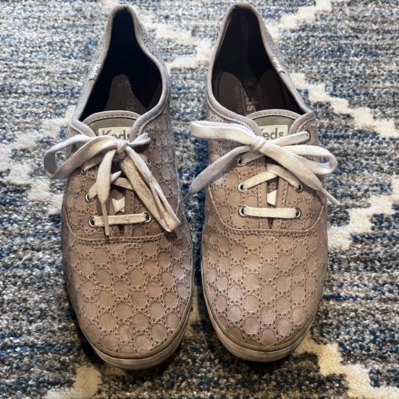 Keds Size 10 Grey Sneakers - Picture 1 of 5
